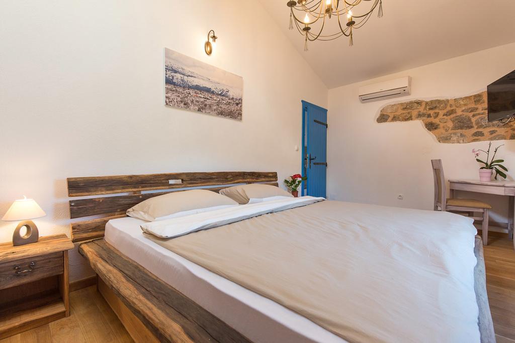 Villa Marevic Vrh  Exteriör bild