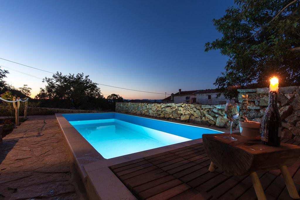Villa Marevic Vrh  Exteriör bild